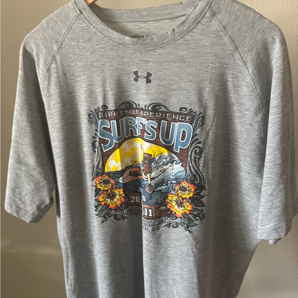 Under Armour Gray Surf's Up Graphic Tee